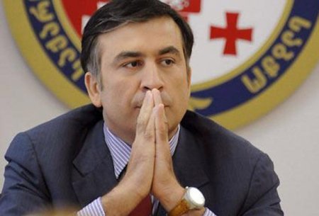 Saakaşvili: Putin hücuma keçib...