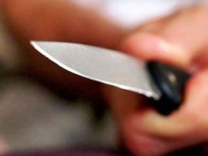 Azərbaycanda 20 yaşlı oğlan içib atasını bıçaqladı