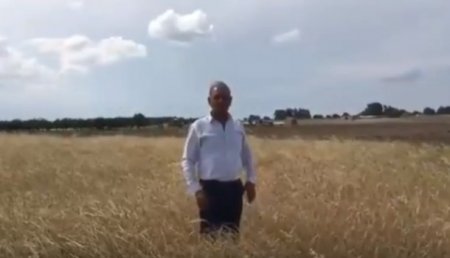 İcra başçısı bütöv bir kəndi cəzalandırır – Video