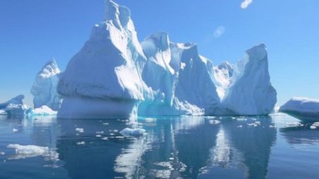 Alimlərdən ŞOK İDDİA: Antarktidanın buz qatının altında...