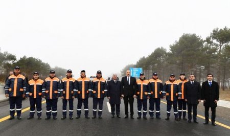 İlham Əliyev Bakı-Şamaxı-Yevlax yolunun 101-117-ci kilometrlik hissəsinin açılışında iştirak edib — FOTO